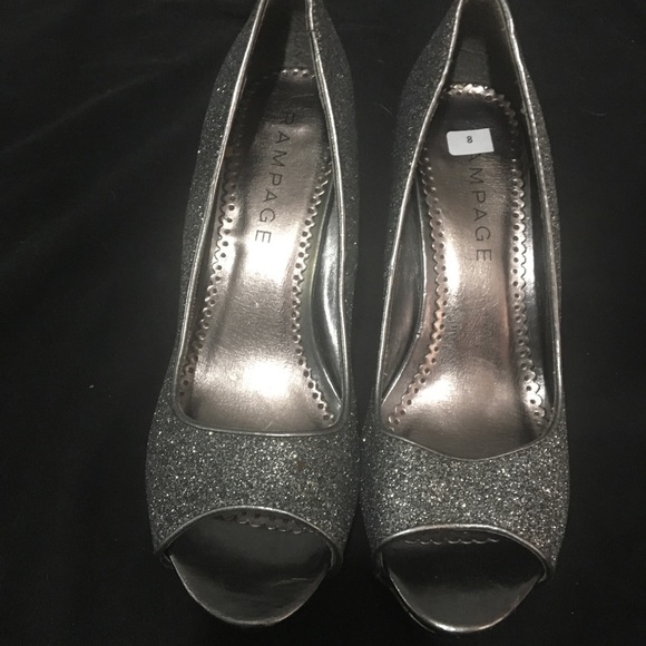 Black and grey sparkly heals - Picture 1 of 4